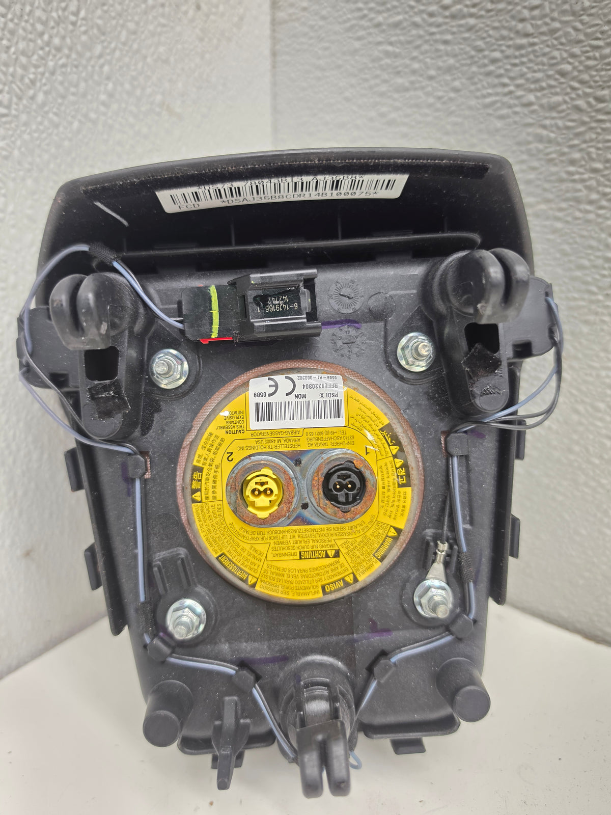 2015-2016 Ford Fusion Driver Steering Wheel Airbag Module OEM