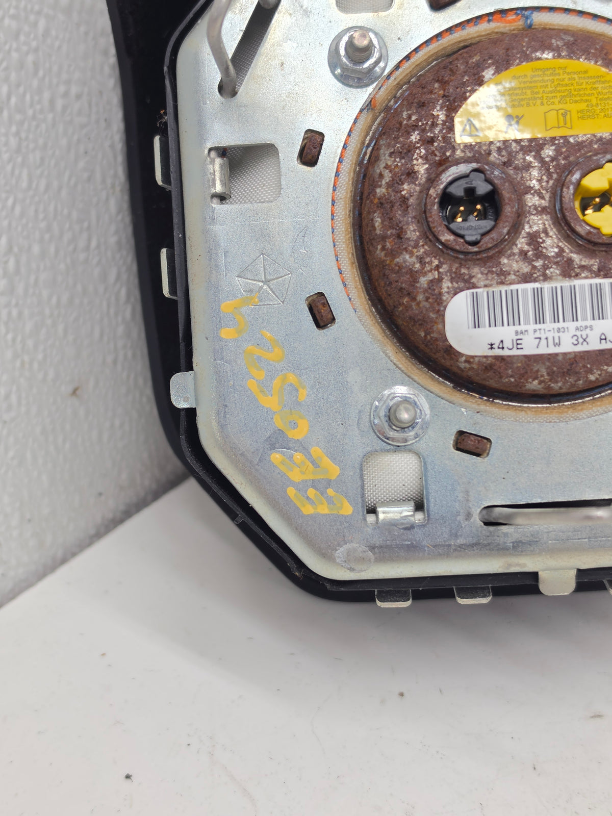 2014-2017 DODGE 1500 PICKUP Driver Steering Wheel Airbag Module OEM