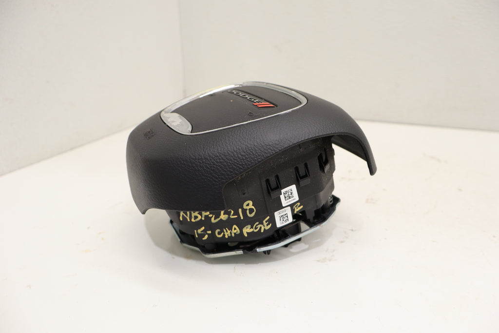 2015 Dodge Charger Driver Steering Wheel Airbag Module OEM 2C3CDXHG7FH852673