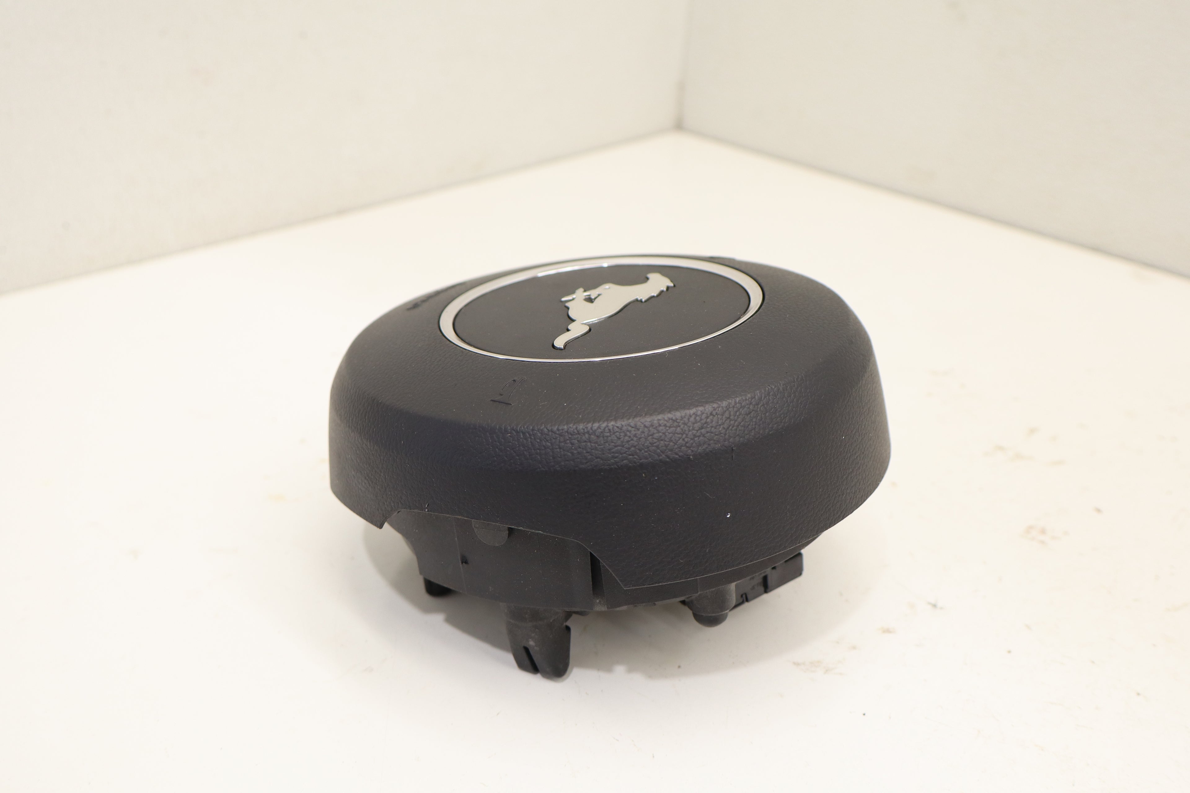 2020 Ford Mustang Driver Steering Wheel Airbag Module OEM 1FA6P8TH1L5133482