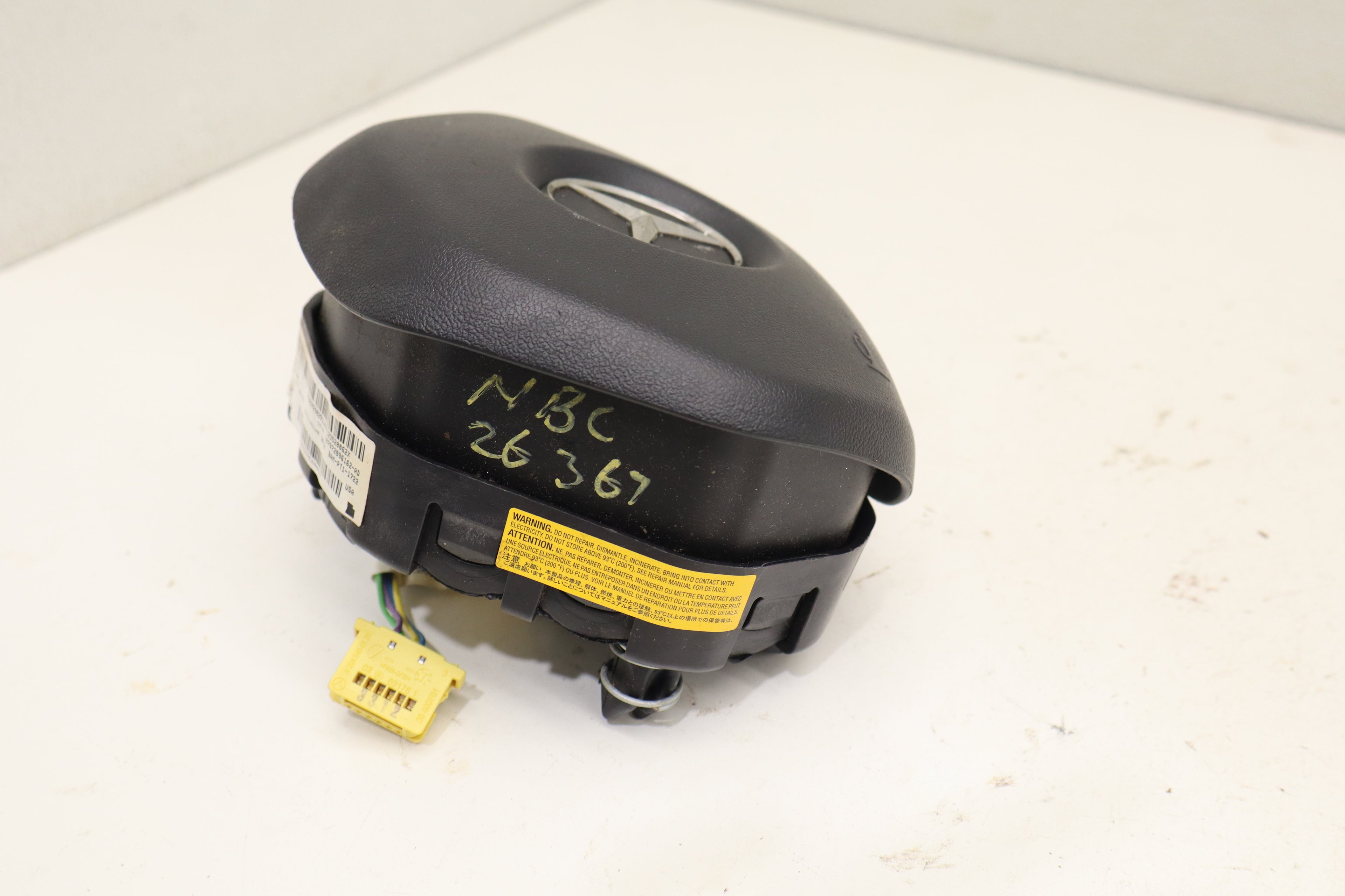 2012-2014 MERCEDES-BENZ C-Class Driver Steering Wheel Airbag Module OEM