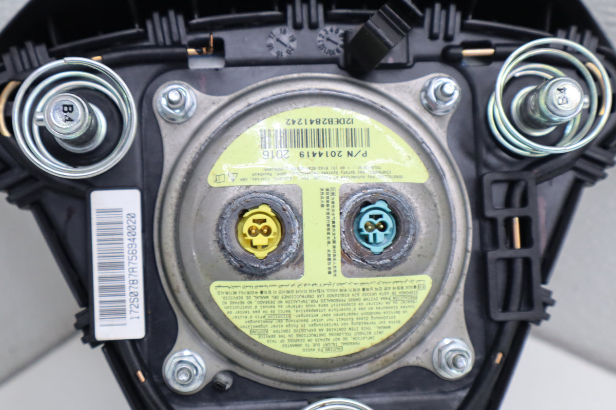 2017-2018 Kia Forte Driver Steering Wheel Airbag Module OEM