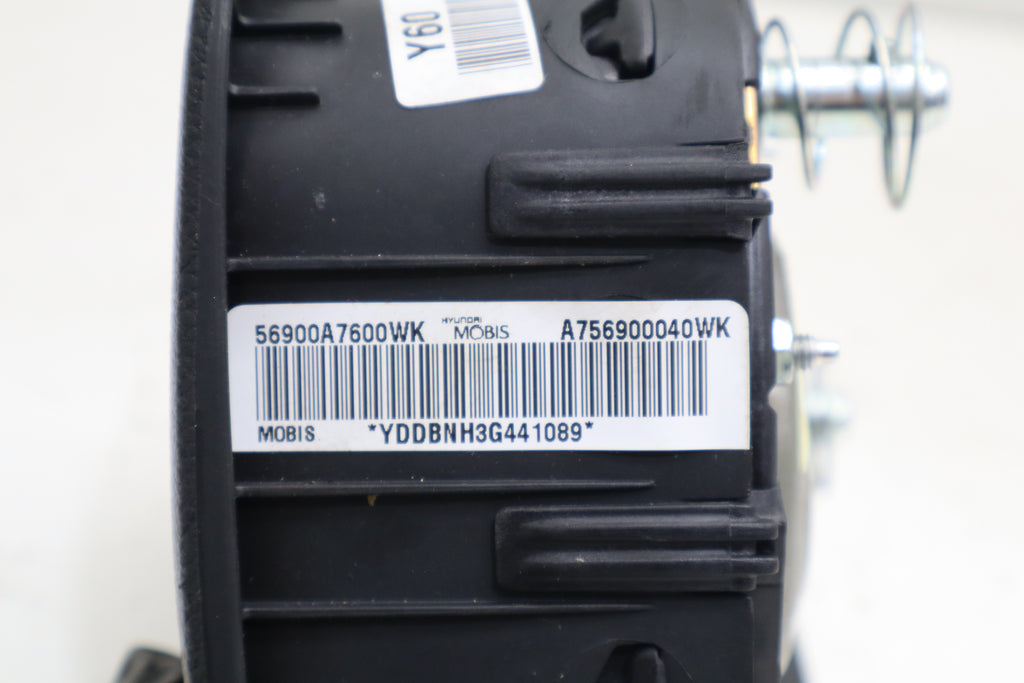 2017-2018 Kia Forte Driver Steering Wheel Airbag Module OEM