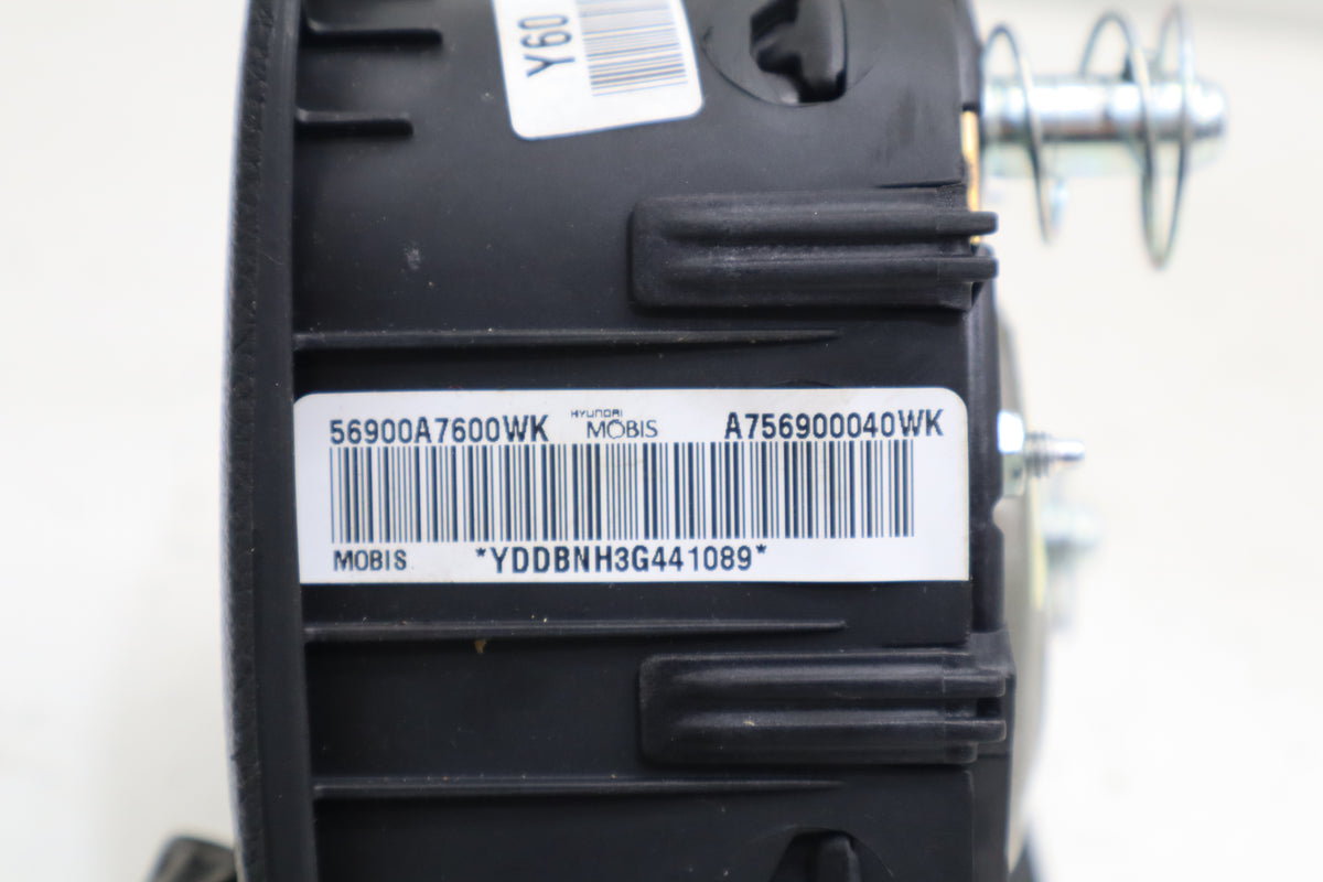 2017-2018 Kia Forte Driver Steering Wheel Airbag Module OEM
