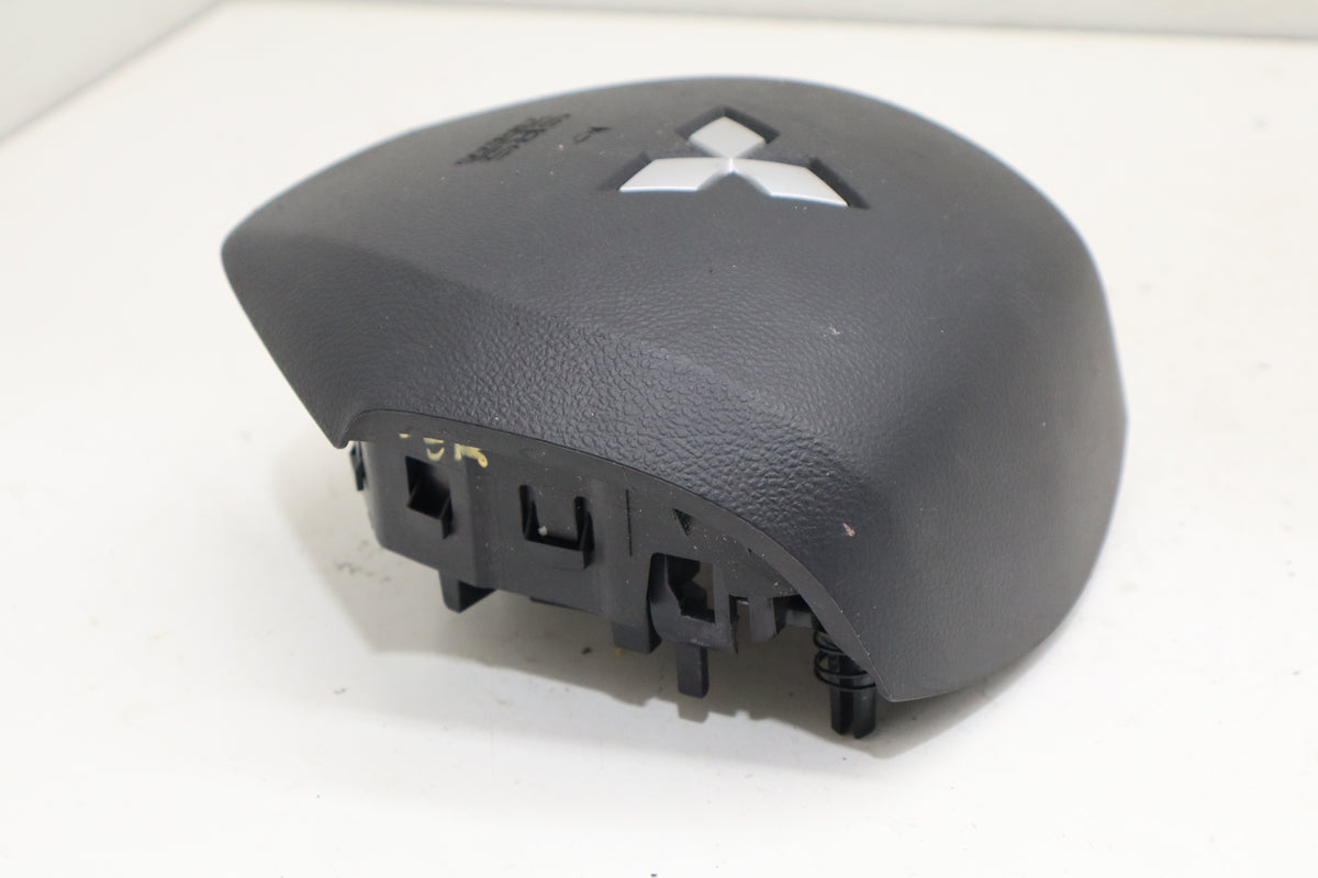2014-2015 MITSUBISHI OUTLANDER SPORT Driver Steering Wheel Airbag Module OEM