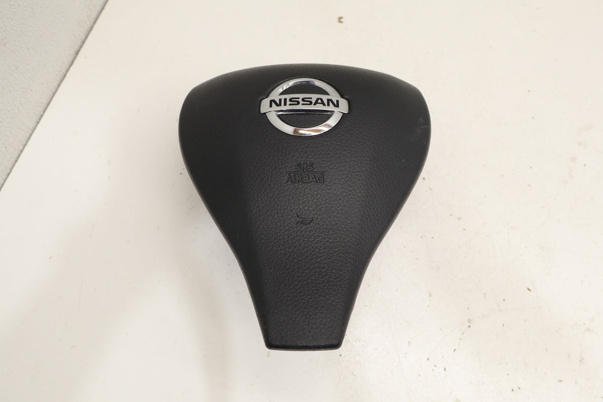 2015-2018 Nissan Altima Driver Steering Wheel Airbag Module OEM