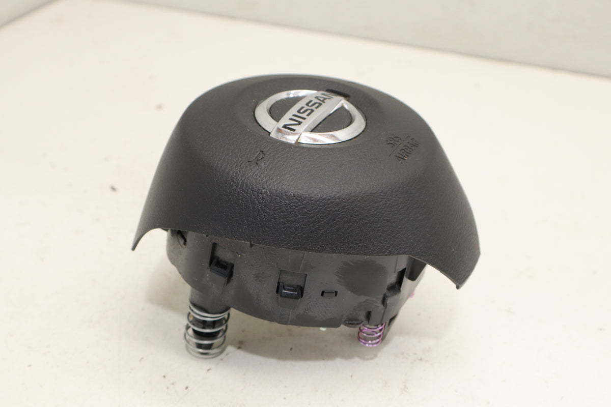 2020 Nissan Rogue Sport Driver Steering Wheel Airbag Module OEM