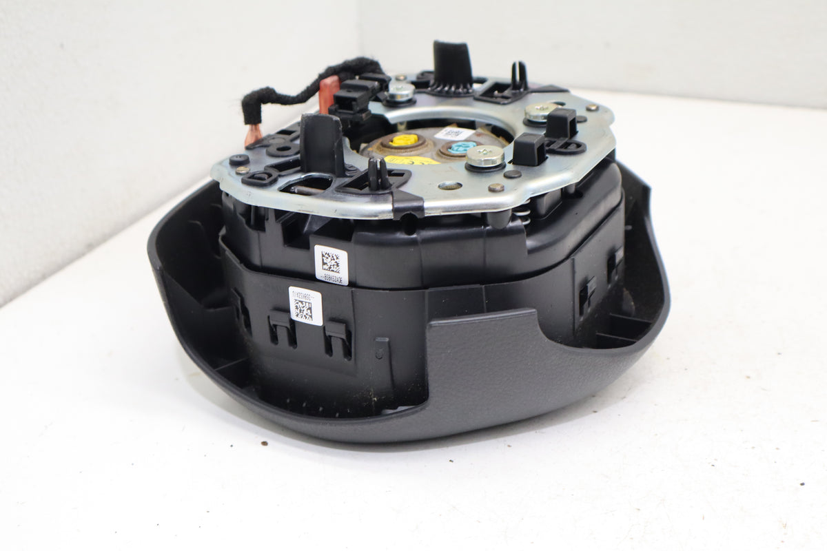 2015-2018 Chrylser 300 Driver Steering Wheel Airbag Module OEM