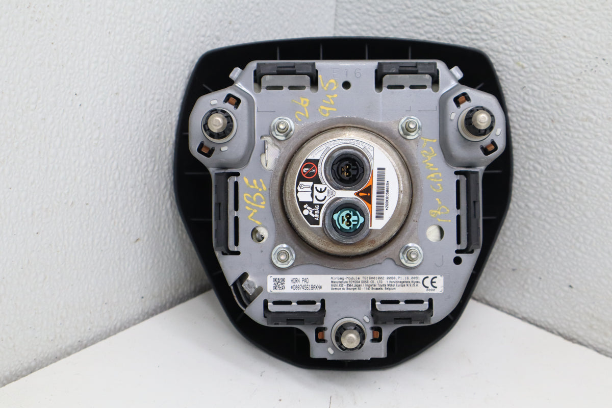 2018-2020 Toyota Camry Driver Steering Wheel Airbag Module OEM