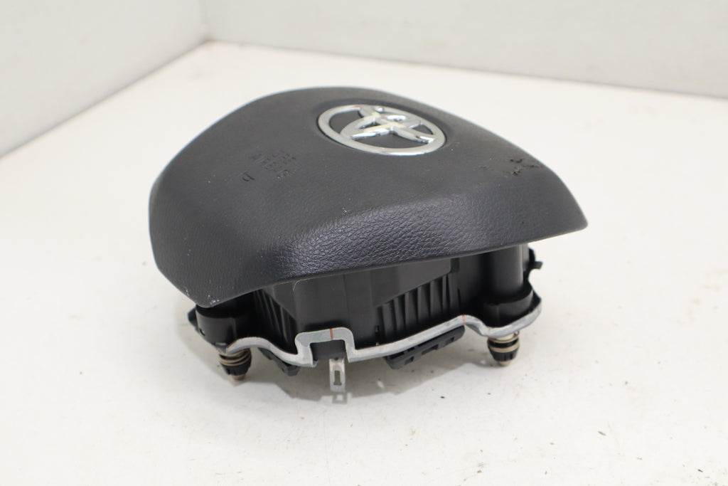 2018-2020 Toyota Camry Driver Steering Wheel Airbag Module OEM