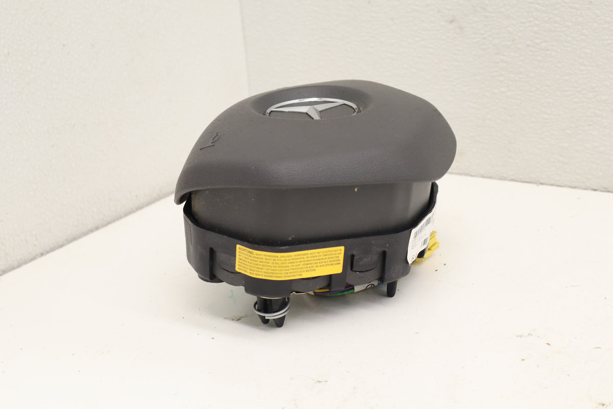 2015-2017 Mercedes-Benz E-Class Driver Steering Wheel Airbag Module OEM