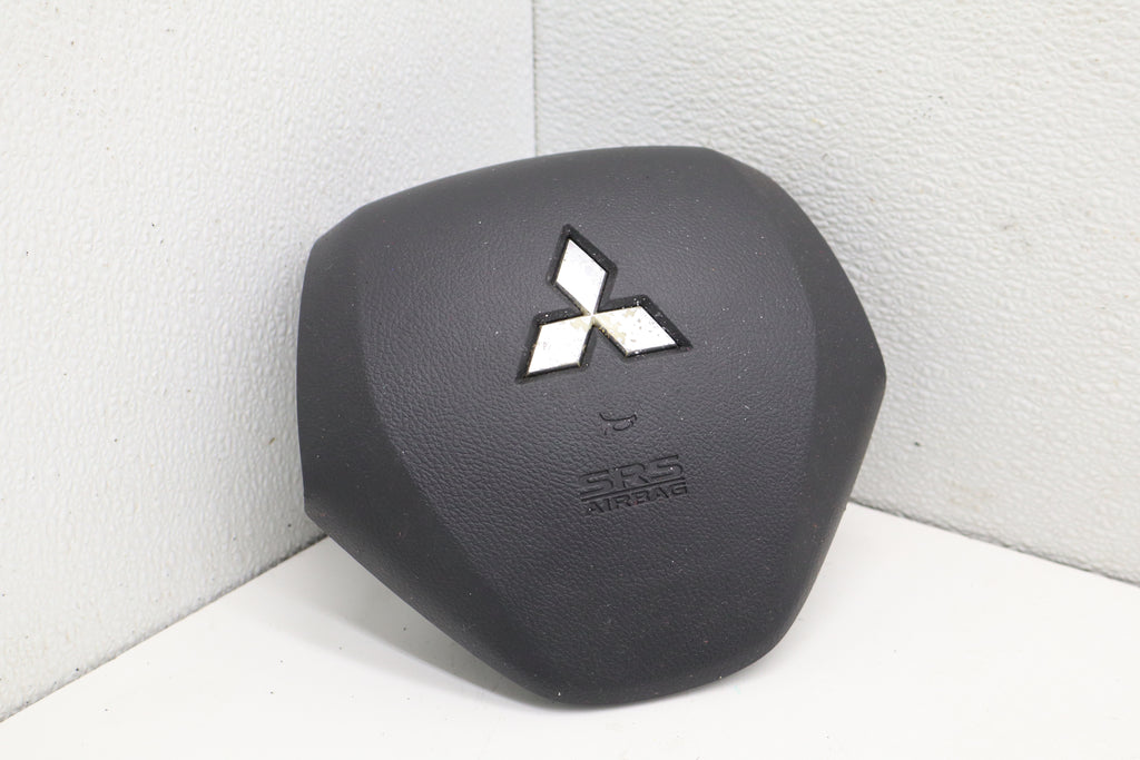 2017-2018 MITSUBISHI OUTLANDER SPORT Driver Steering Wheel Airbag Module OEM
