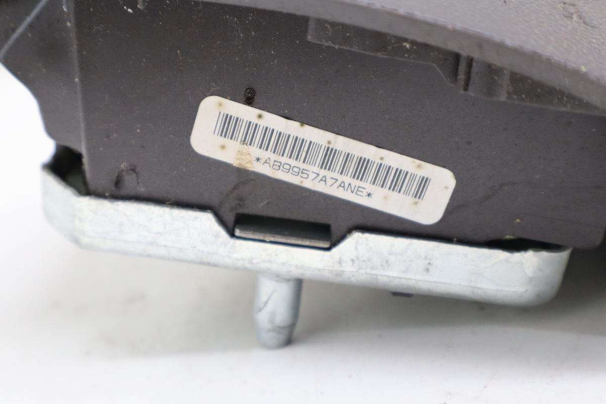 2007-2010 Cadillac ESCALADE Driver Steering Wheel Airbag Module OEM