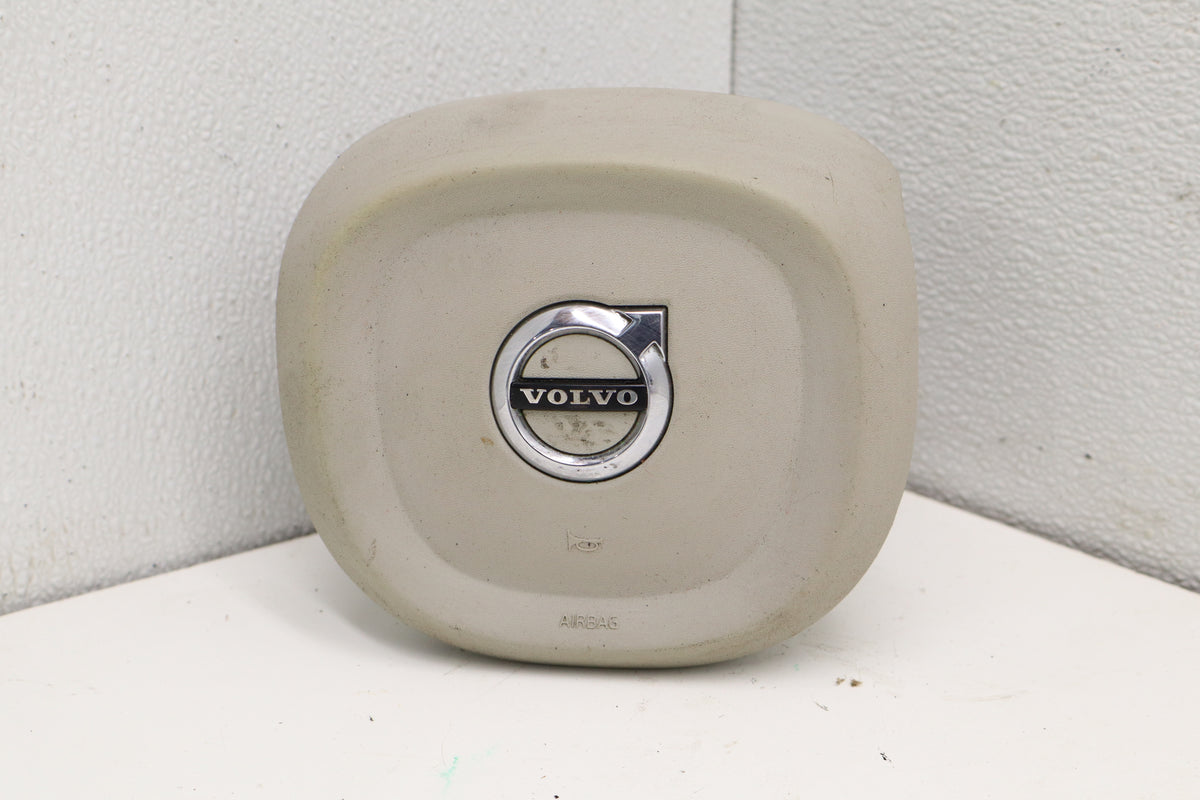 2019 VOLOVO XC90  Driver Steering Wheel Airbag Module OEM
