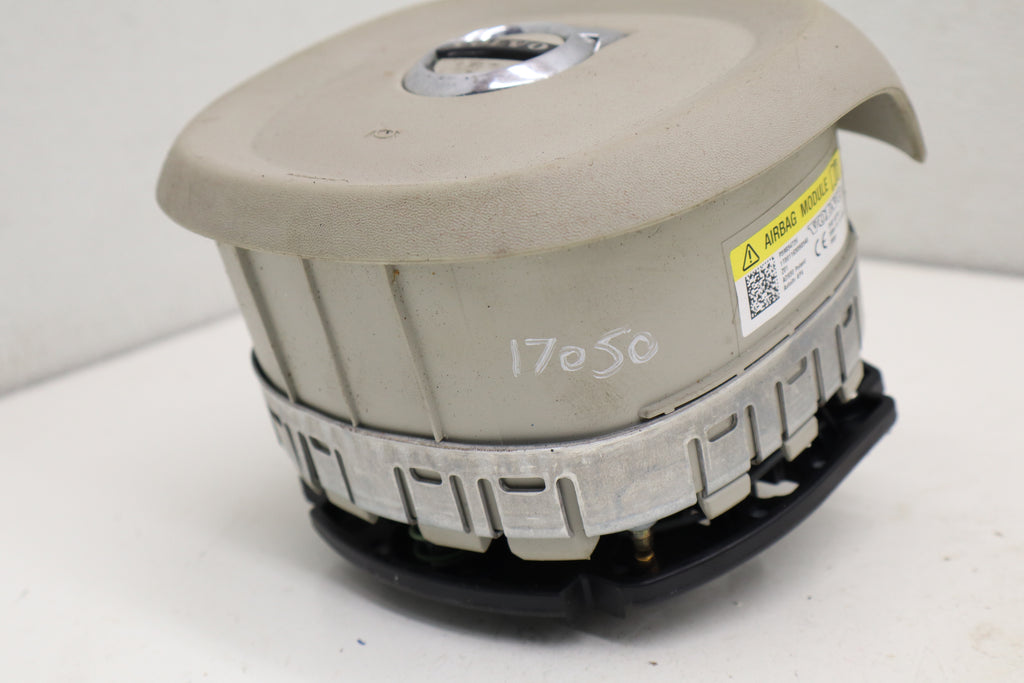 2019 VOLOVO XC90  Driver Steering Wheel Airbag Module OEM