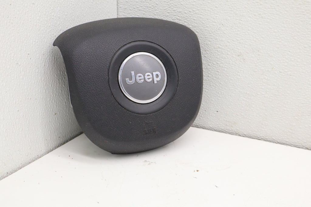 2017-2018 JEEP GRAND CHEROKEE Driver Steering Wheel Airbag Module OEM