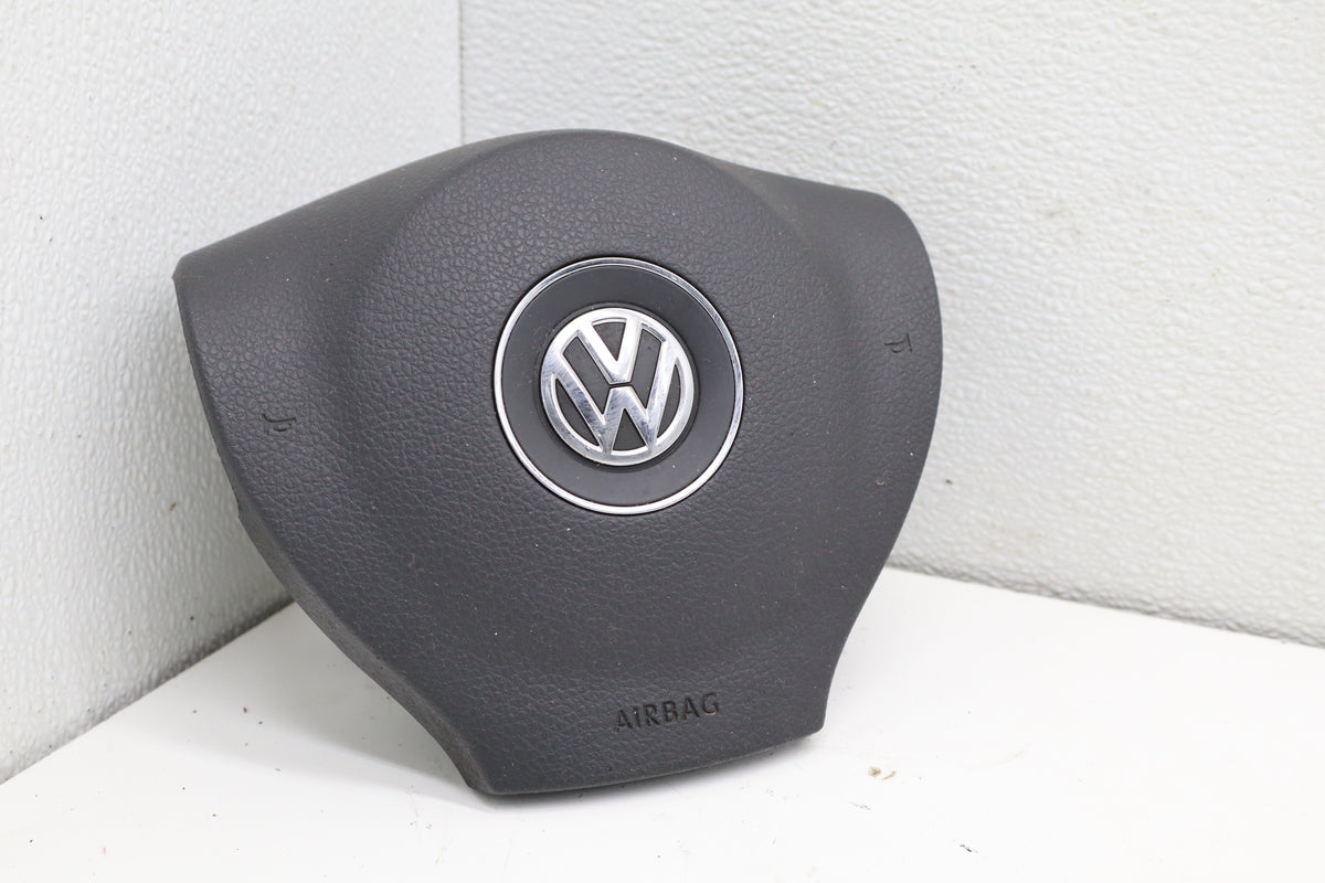 2018 VOLKSWAGEN Tiguan Driver Steering Wheel Airbag Module OEM