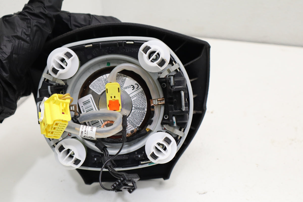 2018 VOLKSWAGEN Tiguan Driver Steering Wheel Airbag Module OEM