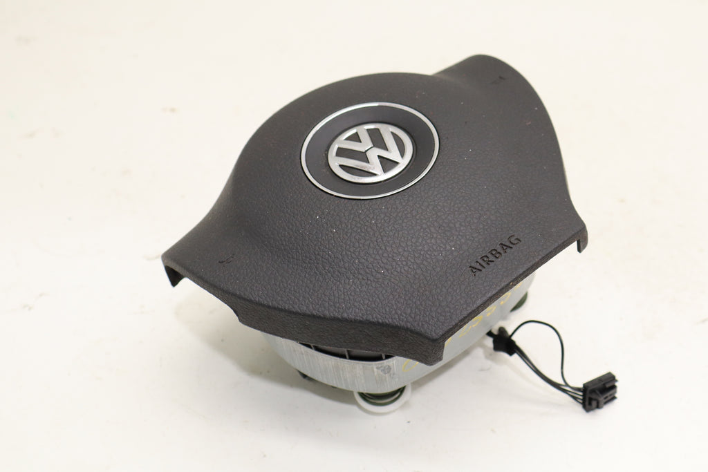 2018 VOLKSWAGEN Tiguan Driver Steering Wheel Airbag Module OEM